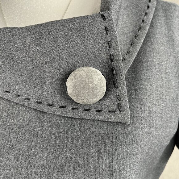 Tahari Arthur S Levine Gray Wide Collar Sheath Dress 4P Short Sleeve Career - Picture 11 of 11